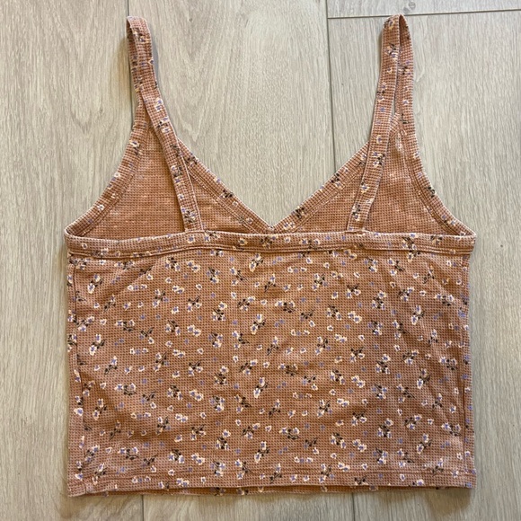 American Eagle Tank Top - Picture 2 of 3